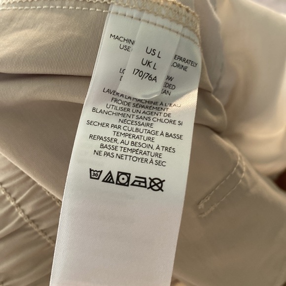 🆕 NWT UO CARGO JOGGER CREAM TAN TROUSERS SIZE LARGE - Picture 3 of 7